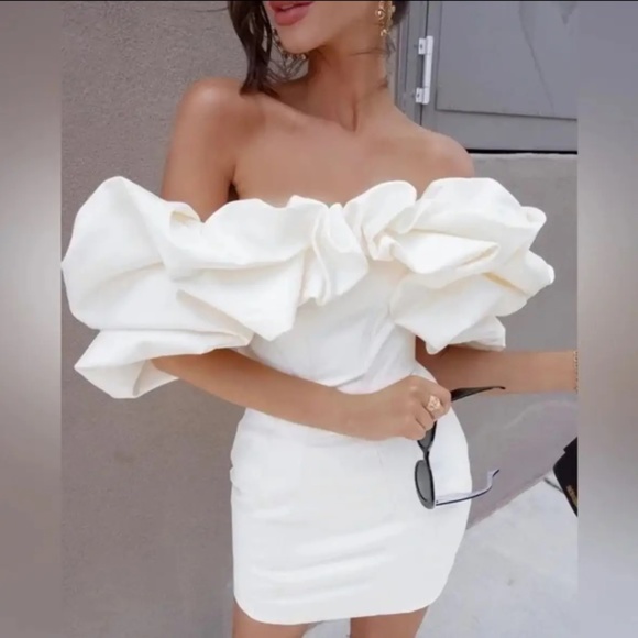 House of CB dress - Picture 2 of 2